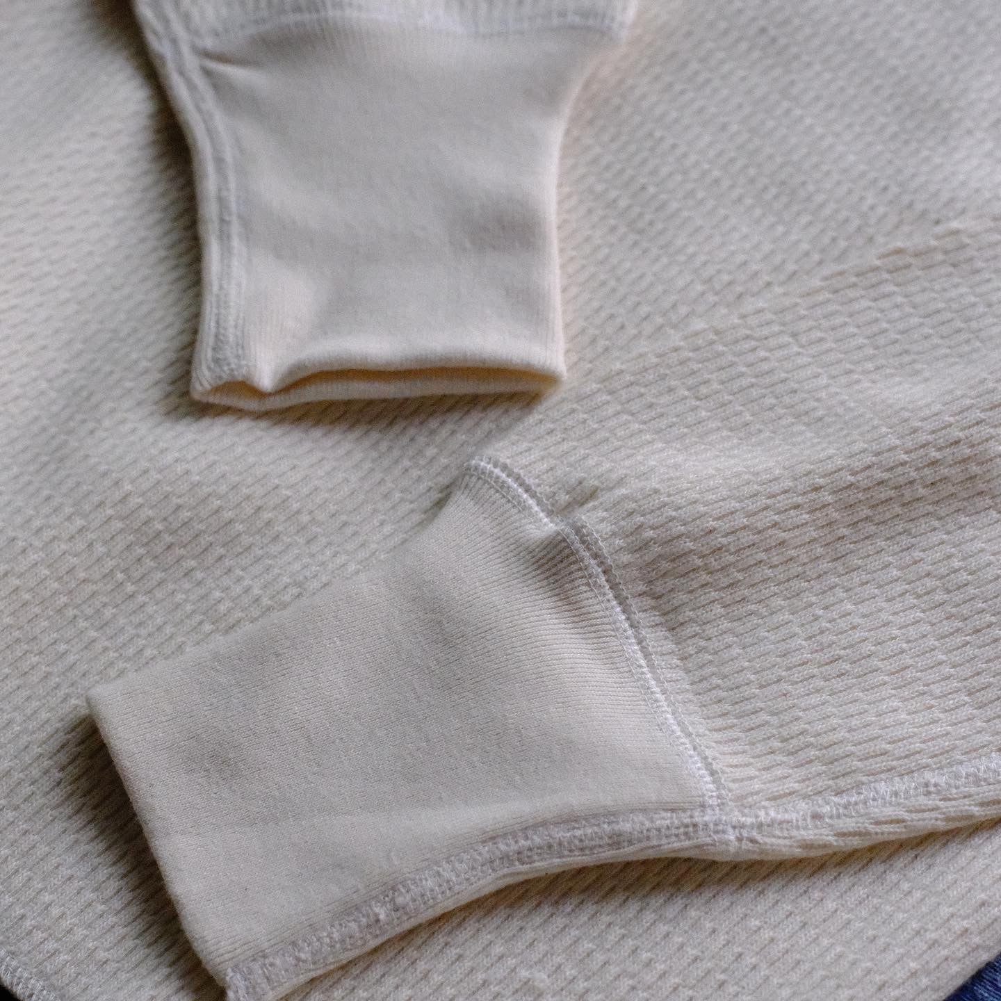 * NEW * CLASSIC HEAVY THERMAL LONG SLEEVED TEE